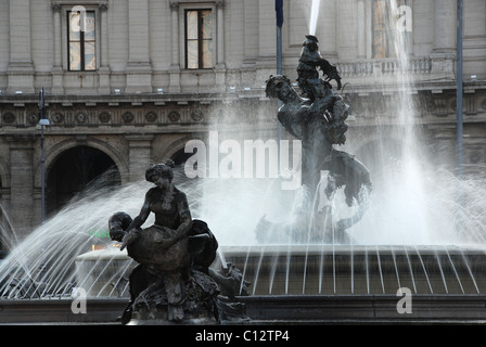 Fontaine des Naïades sur la Piazza della Repubblica, Rome, Italie Banque D'Images