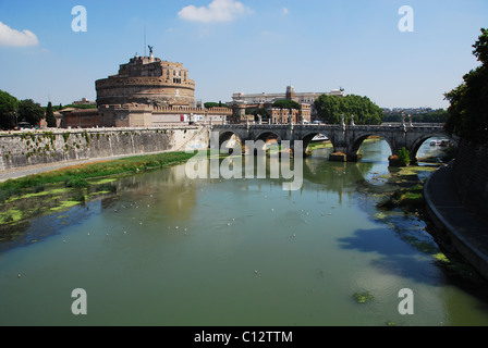 L'Italie, Rome, Tibre, pont de San Angelo, Castel Sant'Angelo Banque D'Images