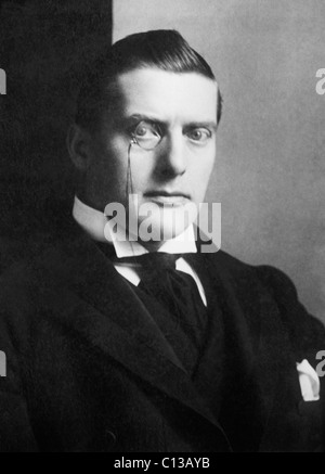 Vintage photo portrait circa 1900s de l'homme d'État britannique Sir (Joseph) Austen Chamberlain (1863 - 1937). Banque D'Images