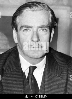 Le Premier ministre britannique Anthony Eden, milieu des années 1950 Banque D'Images