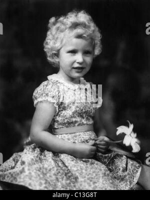 La princesse Anne, fille de la reine Elizabeth II, pour son quatrième anniversaire, le 15 août 1954. Banque D'Images