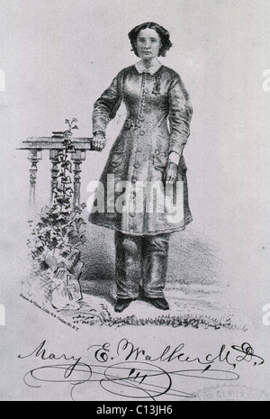 Le Dr Mary Edwards Walker (1832-1919), femme chirurgien, insigne la médaille d'honneur elle a reçu la médaille en novembre 1865 pour son service dans la guerre de Sécession (1861-1865). La guerre civile a été costume pantalon avec une robe. Plus tard, elle aurait tout simplement adopter les vêtements et a été arrêté plusieurs fois pour se faire passer pour un homme. Banque D'Images