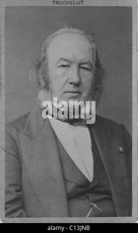 Claude Bernard (1813-1878), physiologiste et scientifique français, a découvert la fonction digestive du pancréas et du foie. Il a développé le concept de "l'environnement interne, que des organismes vivants à maintenir un équilibre de leurs fonctions physiologiques. Photo par Truchelut, ca. 1875. Banque D'Images