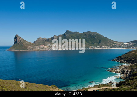 Le Sentinel Rock et Hout Bay, Cape Town, Afrique du Sud Banque D'Images