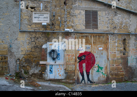Centro storico mur la vieille ville Naples Campanie Italie Europe Banque D'Images
