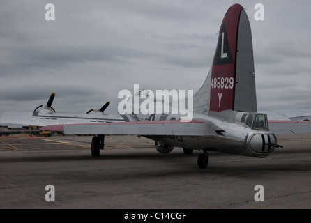 B17 VINTAGE WW2 RÉPUBLIQUE BOMBER DOMAINE LONG ISLAND NEW YORK UNITED STATES OF AMERICA Banque D'Images