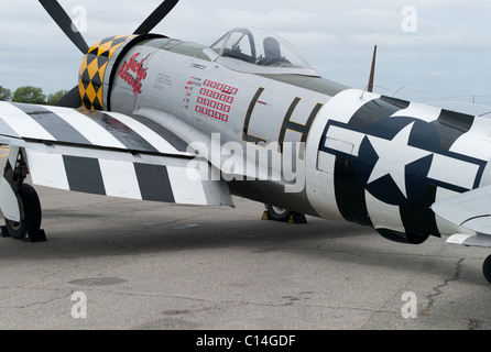 P-47 THUNDERBOLT DE BOMBARDEMENT WW2 VINTAGE AVION DE CHASSE TERRAIN RÉPUBLIQUE LONG ISLAND NEW YORK USA Banque D'Images