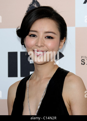 ZHANG JINCHU 2011 Film Independent Spirit Awards : LOS ANGELES CALIFORNIA USA 26 Février 2011 Banque D'Images