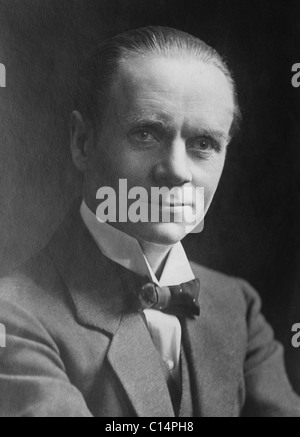 La journaliste britannique, auteur, conférencier et député du Parti du Travail Sir Norman Angell (1872 - 1967) - lauréat du Prix Nobel de la paix 1933. Banque D'Images