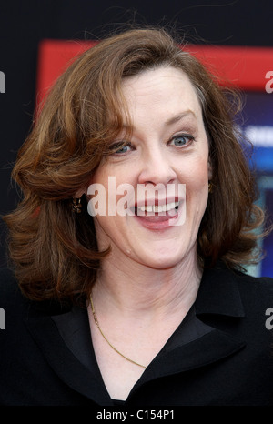 JOAN CUSACK MARS MAMANS BESOINS PREMIÈRE MONDIALE. DISNEY HOLLYWOOD LOS ANGELES CALIFORNIA USA 06 Mars 2011 Banque D'Images