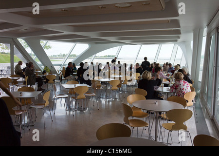 Café Calatrava, Quadracci Pavilion, conçue par Santiago Calatrava, Milwaukee, Wisconsin, États-Unis Banque D'Images