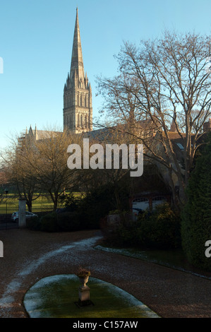 Arundells, l'accueil de l'ancien premier ministre de Grande-Bretagne Sir Edward Heath, près de la cathédrale de Salisbury dans le sud de l'Angleterre. Banque D'Images