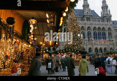 Christkindlmarkt, marché de Noël, Rathaus, l'Hôtel de Ville, Vienne, Autriche Banque D'Images