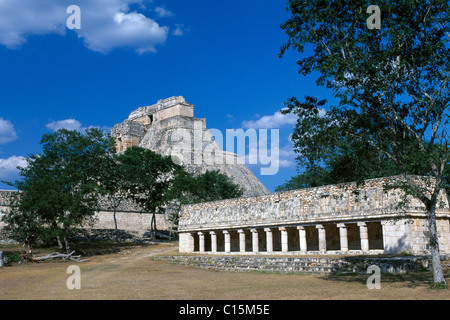 Temple Maya à Uxmal, Yucatan, Mexique, Amérique du Nord Banque D'Images