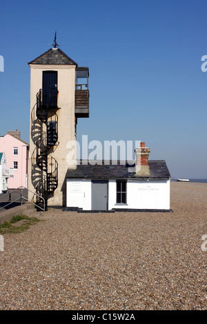 La TOUR D'OBSERVATION DU SUD SUR LA PLAGE D'Aldeburgh. SUFFOLK au Royaume-Uni. Banque D'Images