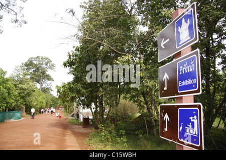Banteay Srei, la citadelle des femmes, un temple spectaculaire dans le parc archéologique d'Angkor, Siem Reap, Cambodge. Banque D'Images