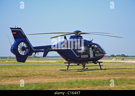 Eurocopter EC 135, un hélicoptère de la Police Fédérale Allemande, Rotor Fenestron en fin Banque D'Images