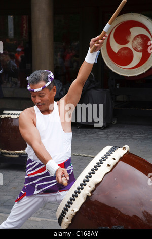 Le batteur japonais Taiko effectue au Centre Epcot, Walt Disney World Resort, Orlando, Floride Banque D'Images