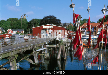 Pont à bascule en bois dans le port, Eckernfoerde, Schleswig-Holstein, Allemagne, Europe Banque D'Images