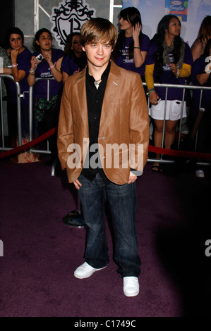 Jason Earles Los Angeles Premiere de 'Jonas Brothers : 3D Concert Experience' tenue à l'El Capital Theatre, Los Angeles Banque D'Images