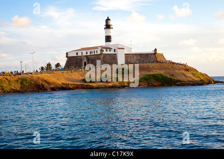 Le Farol de Barra (Phare), Forte de Santo Antonio da Barra, Salvador, Brésil Banque D'Images