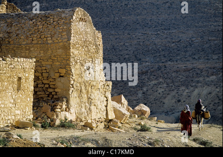 La Tunisie, le sud de la Tunisie, région de Tataouine, ksour's road, Ksar Douiret village berbère Banque D'Images