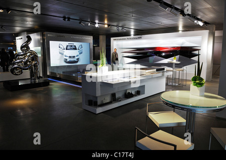 BMW-Welt, BMW World, centre de distribution et d'événement forum, Munich, Bavaria, Germany, Europe Banque D'Images