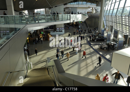 BMW-Welt, BMW World, centre de distribution et d'événement forum, Munich, Bavaria, Germany, Europe Banque D'Images