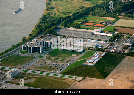 Photographie aérienne, ancien motifs Shell, pyramide beer garden, Rhin, Monheim, Rhénanie du Nord-Westphalie, Allemagne, Europe, Banque D'Images