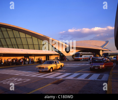 The Saarinen terminal Building, John F. Kennedy International Airport, Queens County, New York City, New York State, États-Unis d'Amérique Banque D'Images