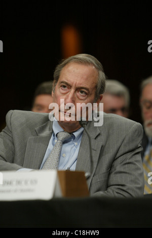 John DiCicco, Procureur Général adjoint par intérim, Division de l'impôt , Ministère de la Justice des États-Unis au cours d'une enquête Banque D'Images