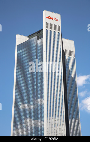 Deka investment company de la Sparkasse, office tower block, Frankfurt am Main, Hesse, Germany, Europe Banque D'Images