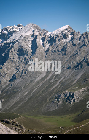 Prao Cortes, montagne dans le Parc National de Picos de Europa, Cantabria, ESPAGNE Banque D'Images