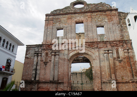 Panama,Latin,Amérique Centrale,Panama City,Casco Viejo,San Felipe,site du patrimoine mondial,quartier historique,ruine,architecture coloniale,couvent de Santo Domingo Banque D'Images