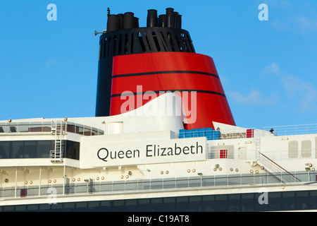 Le bateau 90 900 tonnes de Queen Elizabeth accostera au Quai des Princes pour son premier rendez-vous Banque D'Images