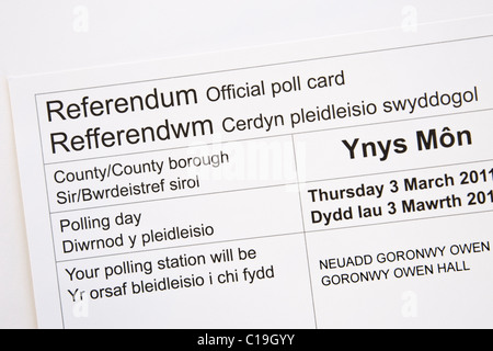 2011 Référendum gallois sondage officiel pour carte d'Anglesey de voter oui ou non pour l'utilisation des pouvoirs de gouvernement de l'Assemblée. Pays de Galles UK Banque D'Images