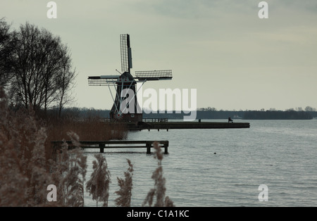 Moulin à Vent Hoornse Meer à Groningue, Pays-Bas Banque D'Images