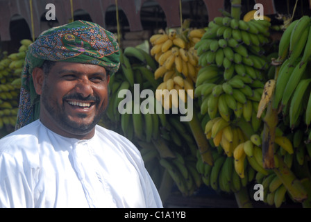 Hamad avec bananes, Salalah, dans le sud de l'Oman Banque D'Images