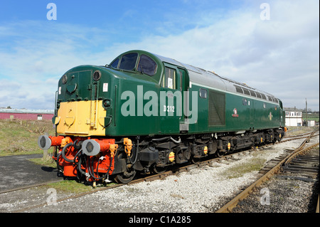 D212 classe Aureol 40 locomotive au centre ferroviaire intérieur à Butterley derbyshire england uk Banque D'Images