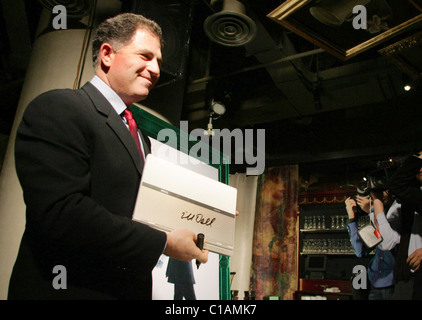 Michael Dell, PDG de Dell Inc déclare que Dell va réduire le personnel lors d'un discours à Beijing Beijing, Chine - 26.03.09 Banque D'Images