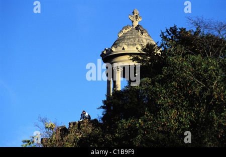 France, Paris, rotunda dans le Parc des Buttes Chaumont Banque D'Images