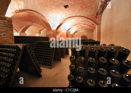 Cathédrale vin souterraine Bosca à Canelli, Asti, Piémont, Italie, Europe Banque D'Images