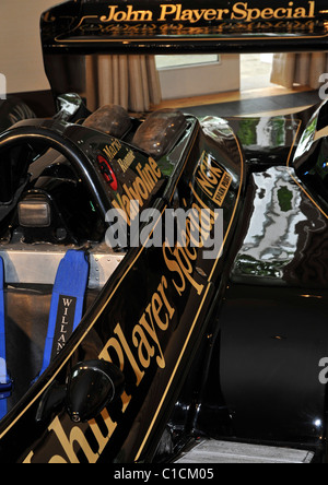 Ayrton Senna's JPS Lotus à l'édition 2010 du Grand Prix de F1 Ball. Banque D'Images