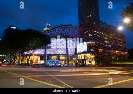 ION Orchard Mall, dans le quartier commerçant d'Orchard Road, à Singapour Banque D'Images