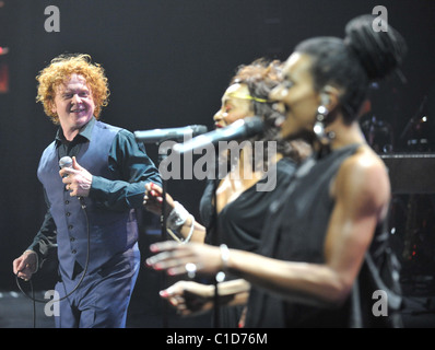 Mick Hucknall de Simply Red performing "Greatest Hits Tour 2009" concert au Heineken Music Hall, Amsterdam, Pays-Bas Banque D'Images