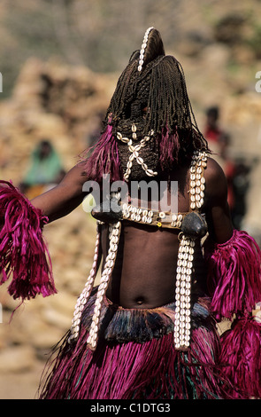 Mali, Pays Dogon, Tereli Dama (fin du deuil), Ambeguele ou échasses masque tourterelle Banque D'Images