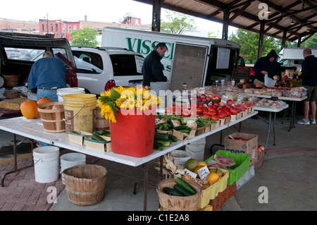 Marché de producteurs ; le centre-ville de South Haven, South Haven, Michigan, USA Banque D'Images