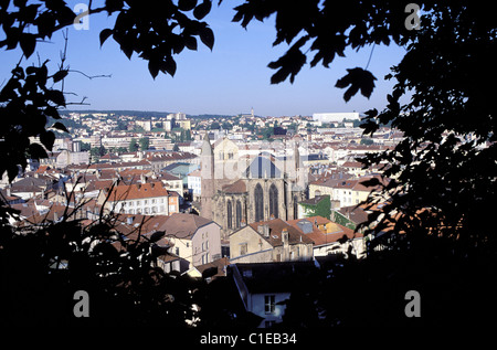 France, Vosges, Epinal, saint Maurice, vue sur le parc du château Banque D'Images