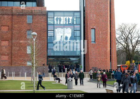 Le nouveau ouvert Royal Shakespeare Theatre à Stratford-Upon-Avon, Royaume-Uni. Banque D'Images