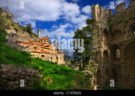 Perivleptos monastère dans la cité médiévale, 'byzantin de Mystras' de Castletown, près de la ville de Sparte, Laconie, Péloponnèse, Grèce. Banque D'Images